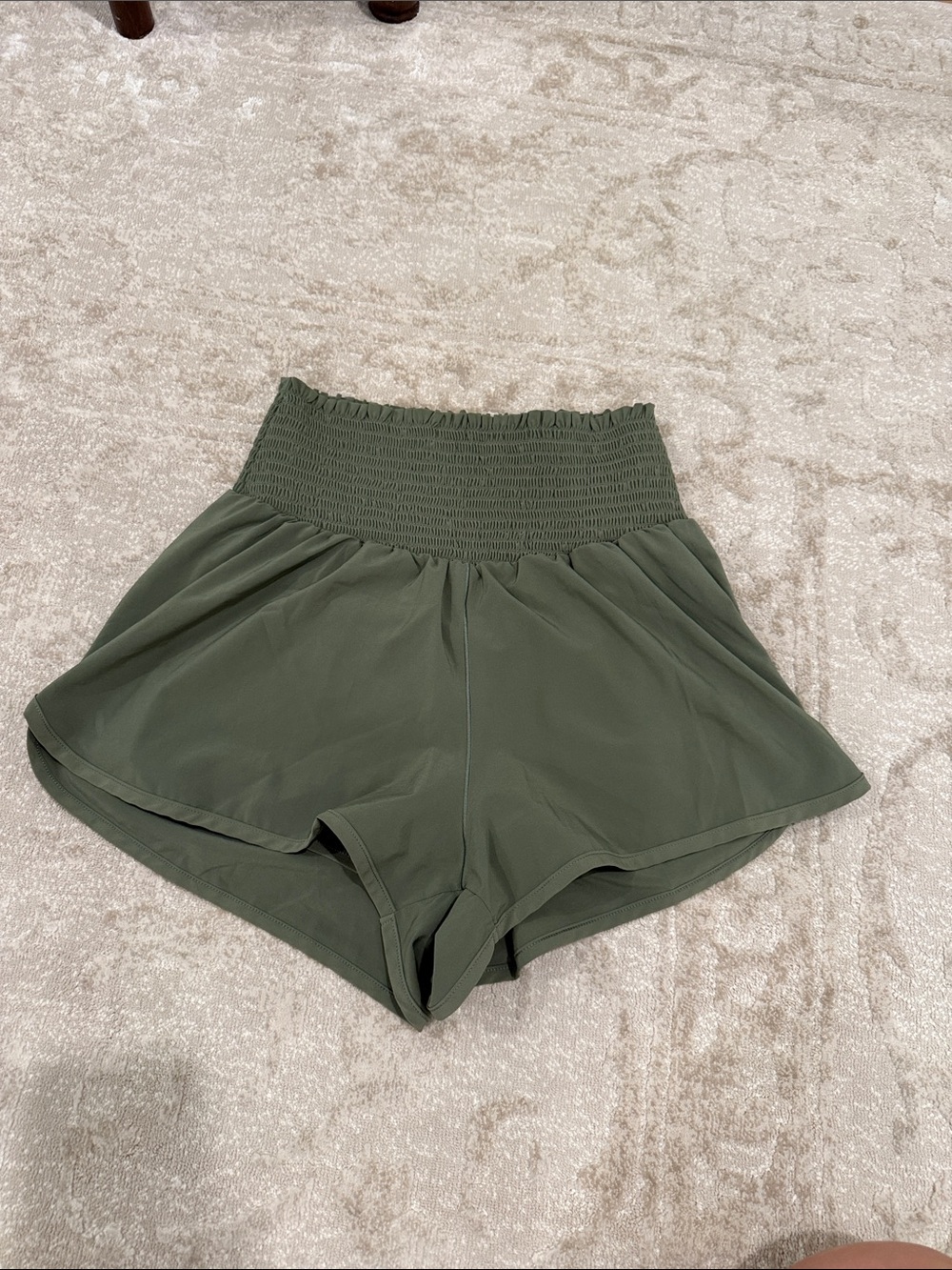 aerie Olive High-Waist Smocked Waistband Women’s Shorts